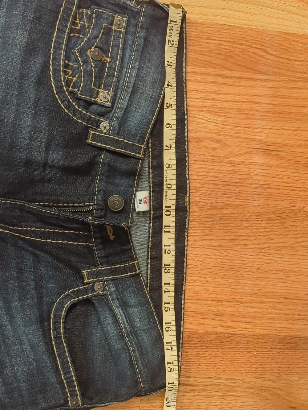 True Religion Dark Blue Straight Leg Jeans with Contrast Stitching. 36/32